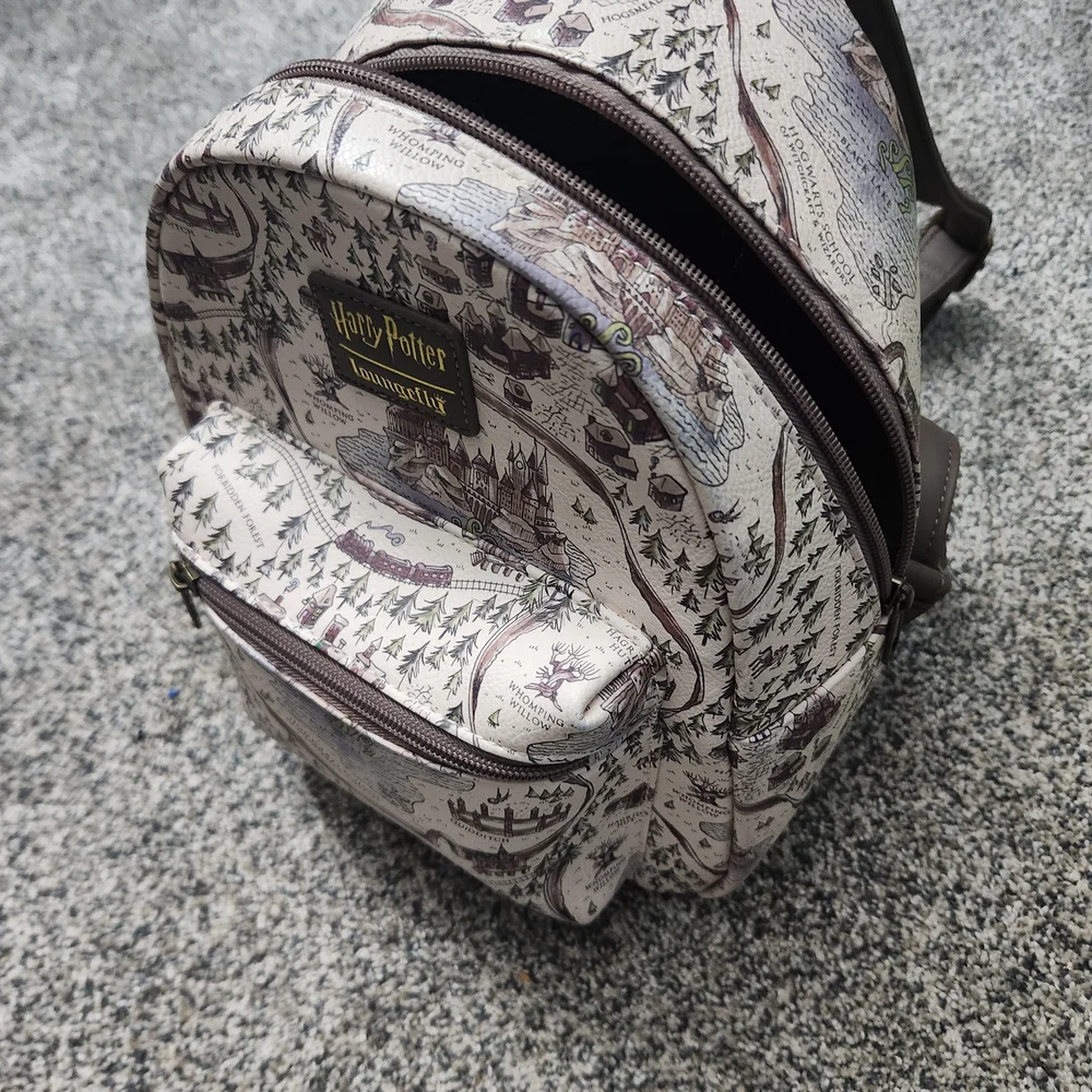 Harry Potter Loungefly Map Mini Backpack - Picture 2 of 5